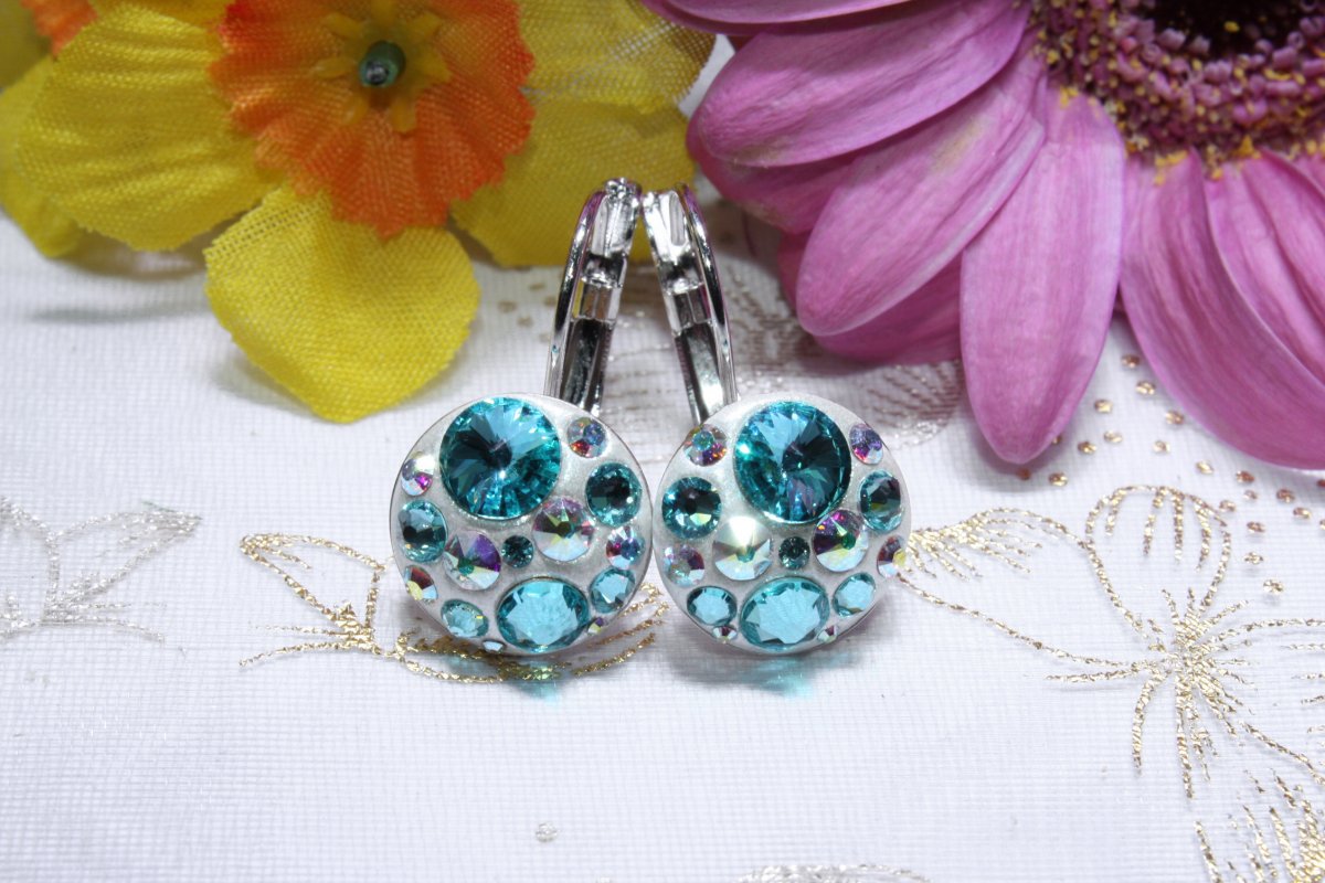 Menší tyrkysovo-modré náušnice