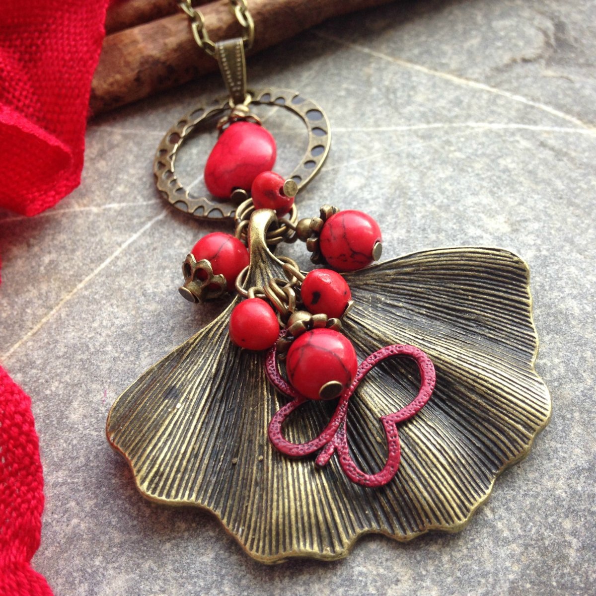 Ginko v jeřabinách