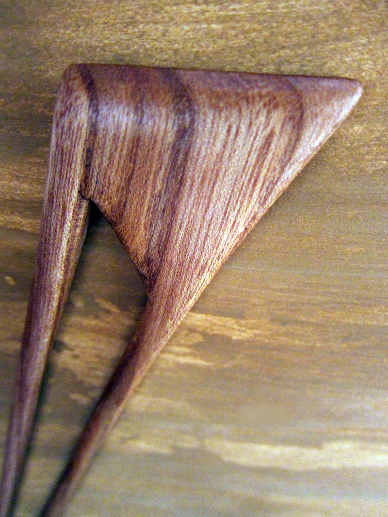 Jehlice do vlasů z třešňového dřeva