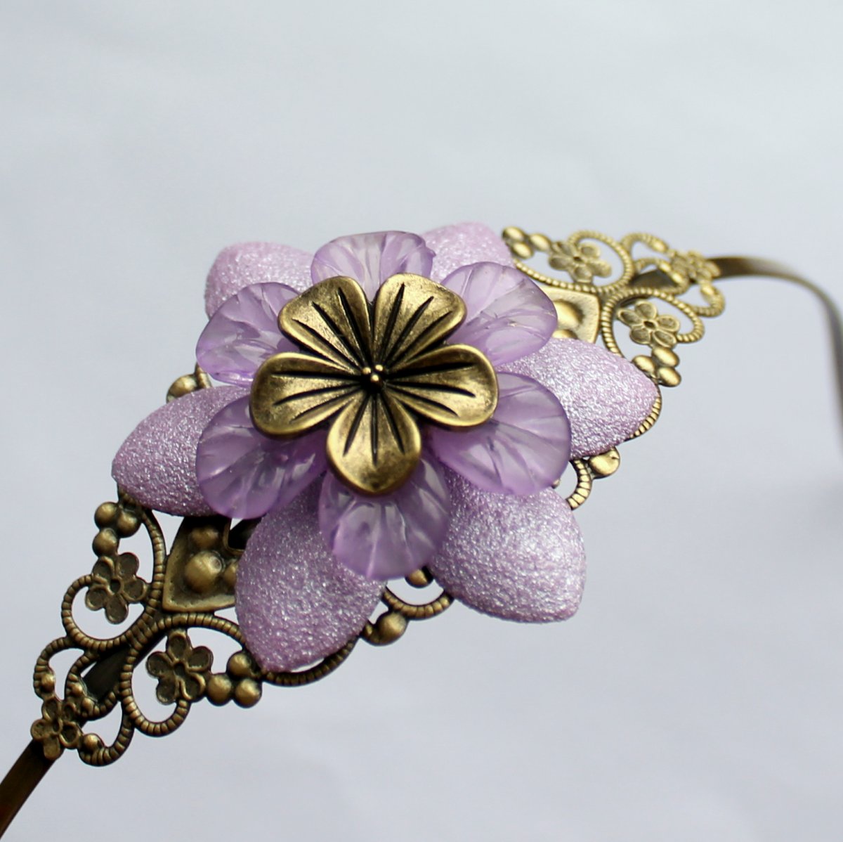 Rozkvetlá luxusní čelenka 