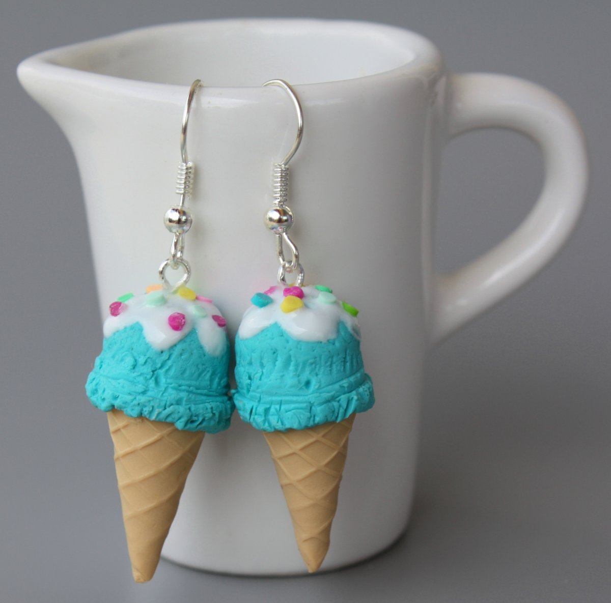 kopečková  zmrzlina  .. menší .. šmoulí