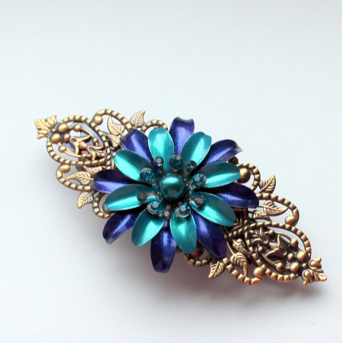 Rozkvetlá luxusní spona
