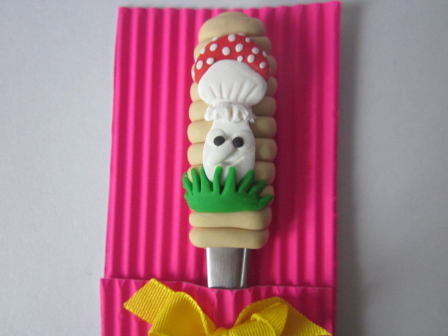 Lžička mochomůrka