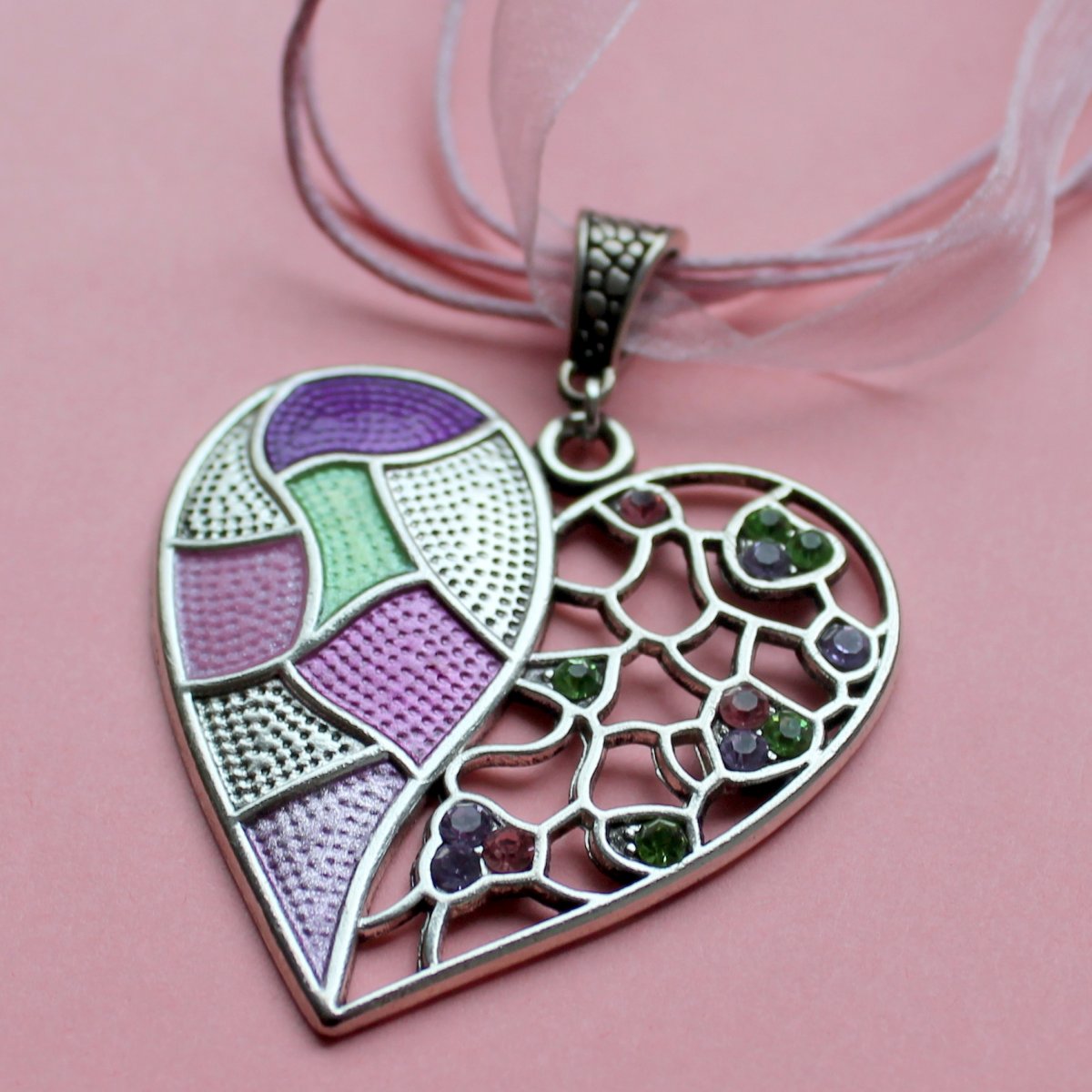 Když rozkvete kov - náhrdelník