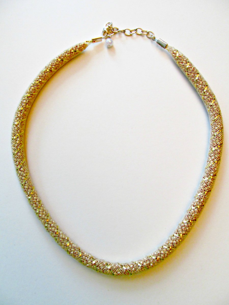 Zlatinkový dutinkový náhrdelník 