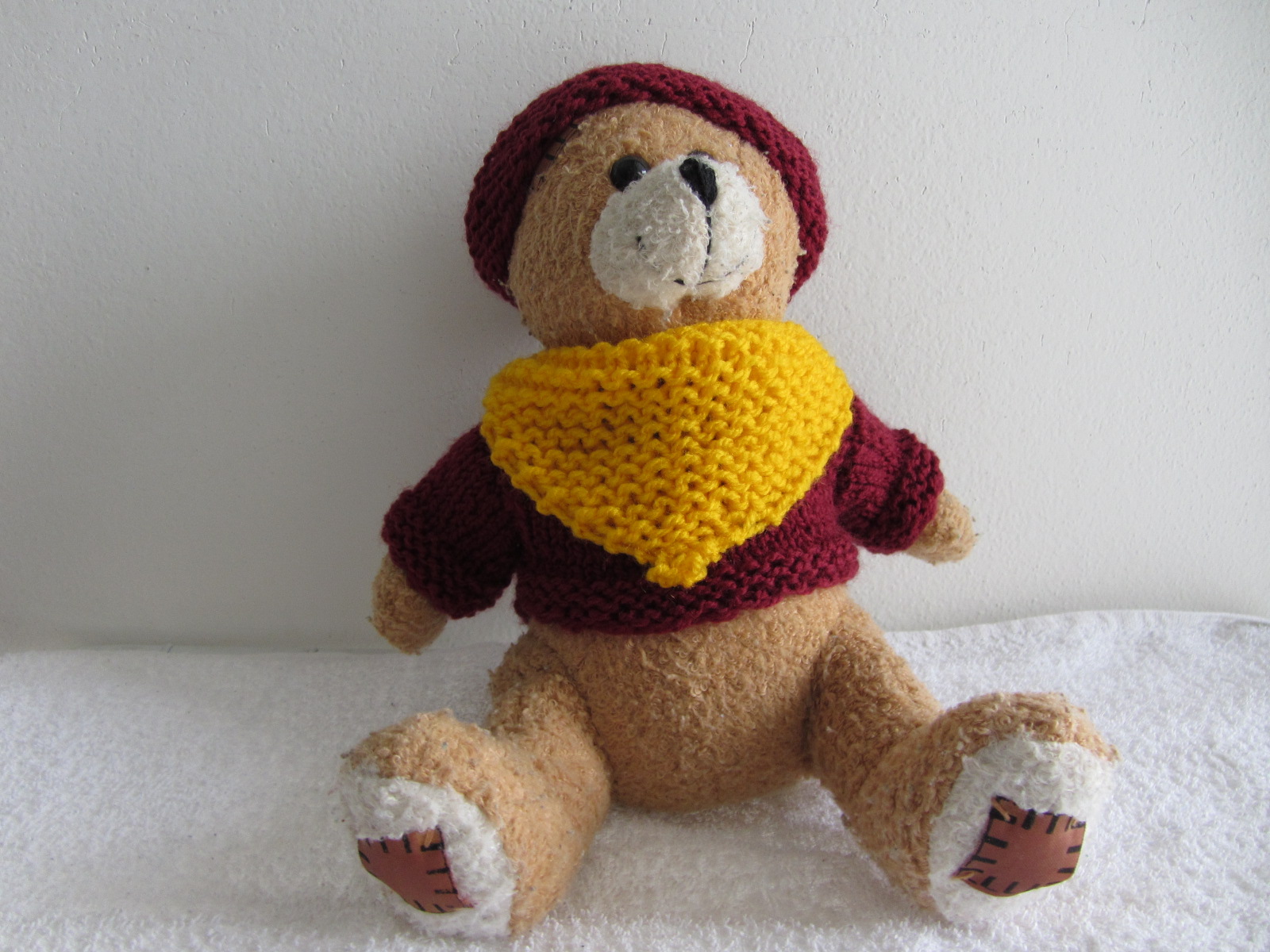 SOUPRAVA S NÁKRČNÍKEM