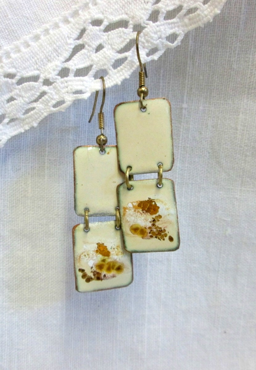 smaltované náušnice