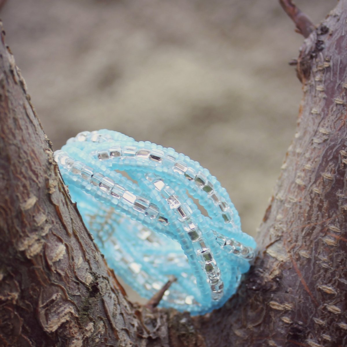 Modrá, zase jenom modrá II.