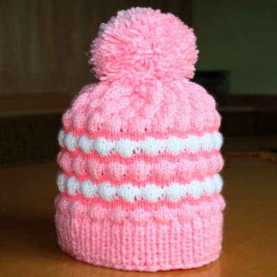 Růžový kulich s bambulí