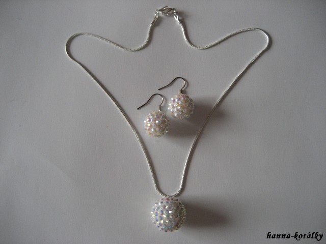 Souprava - náhrdelník + naušnice