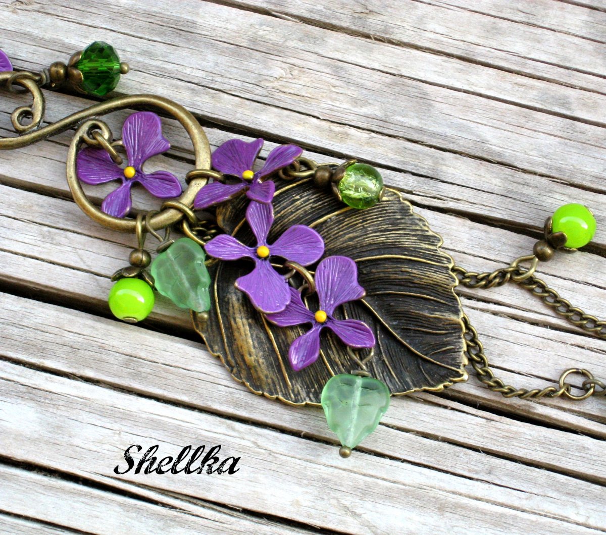 Náhrdelník ,,FIALKY,,