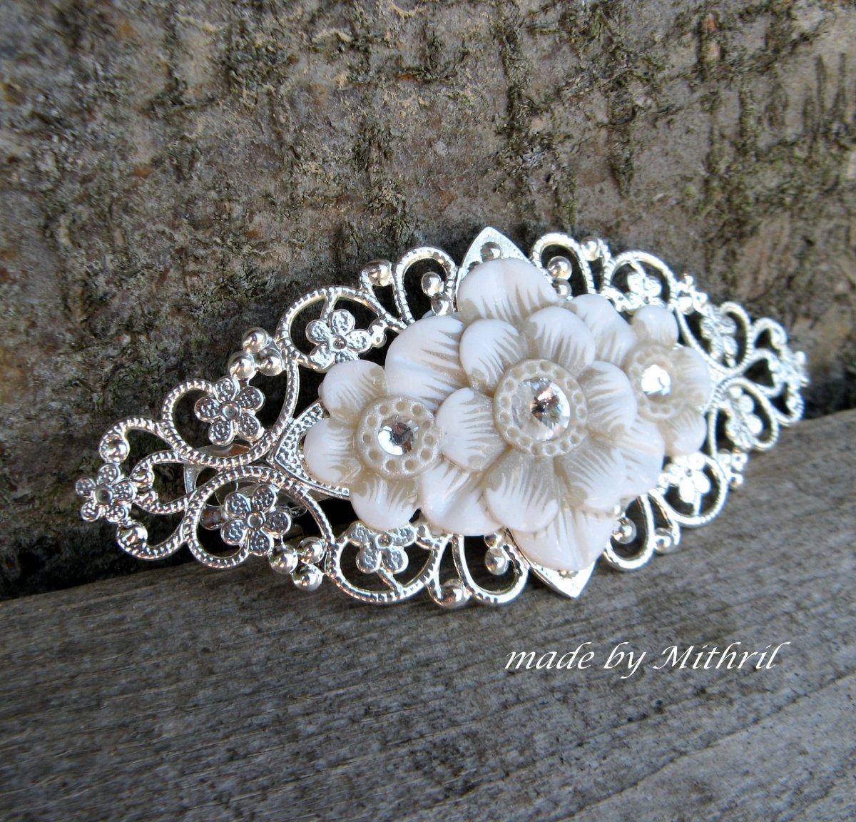 Spona nejen pro nevěstu