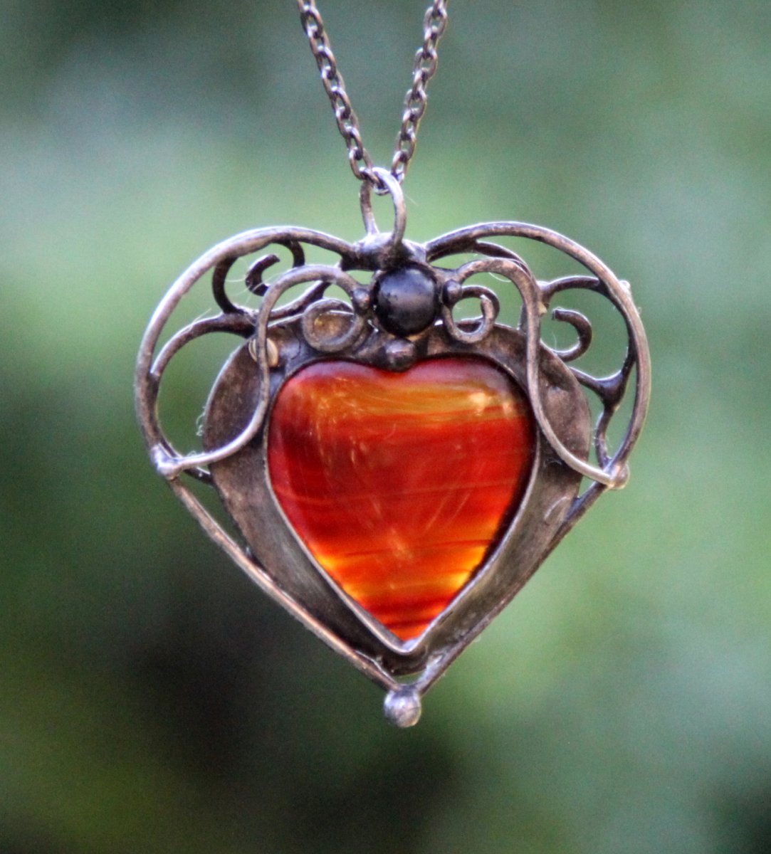 NÁHRDELNÍK  KARDIO