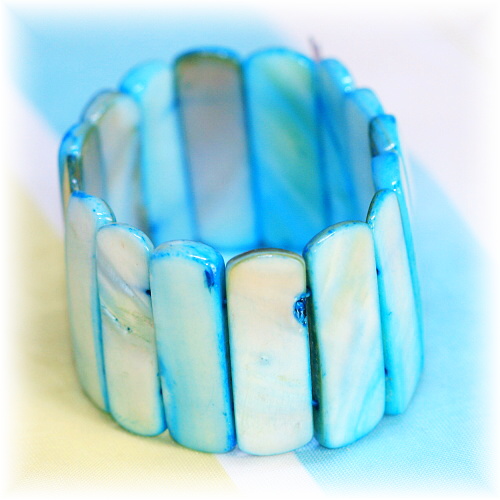 Modrý, perleťový náramek