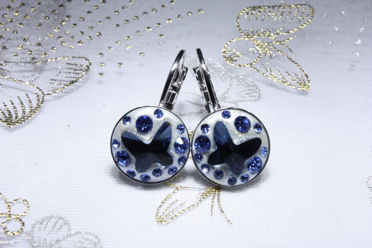 Modré motýlkové náušnice