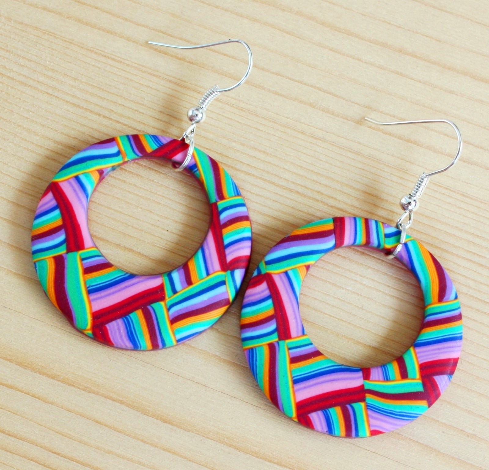 vzorované náušnice