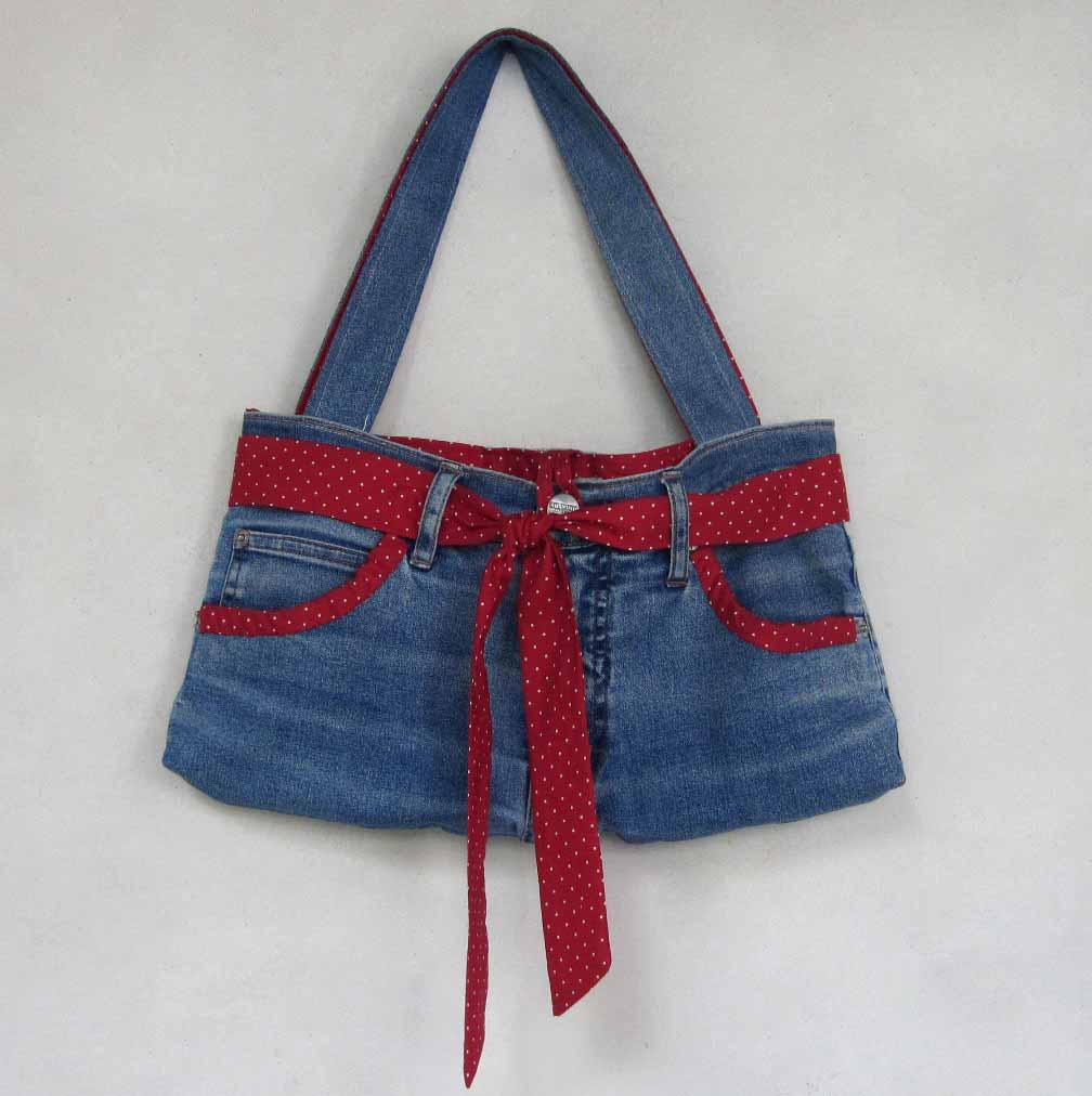 Riflová s puntíkem