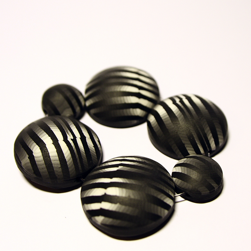 Náramek černo-bílý