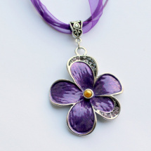Květina - náhrdelník