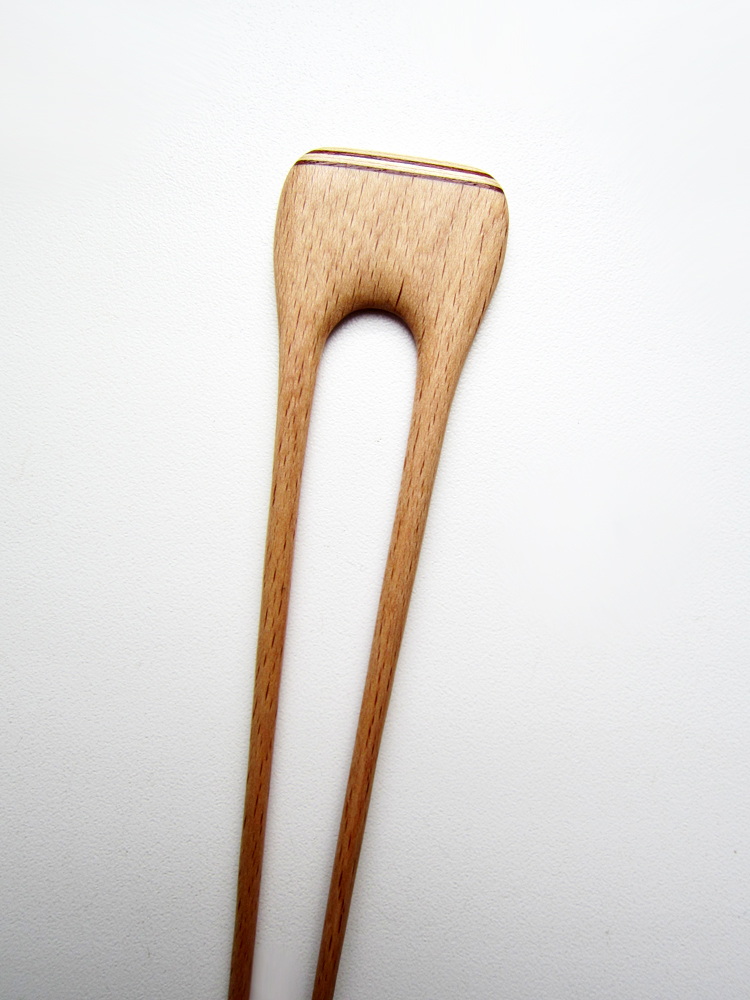 Buková jehlice do vlasů