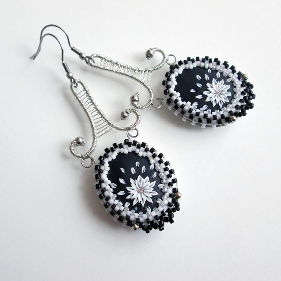 Černo bílé romantické