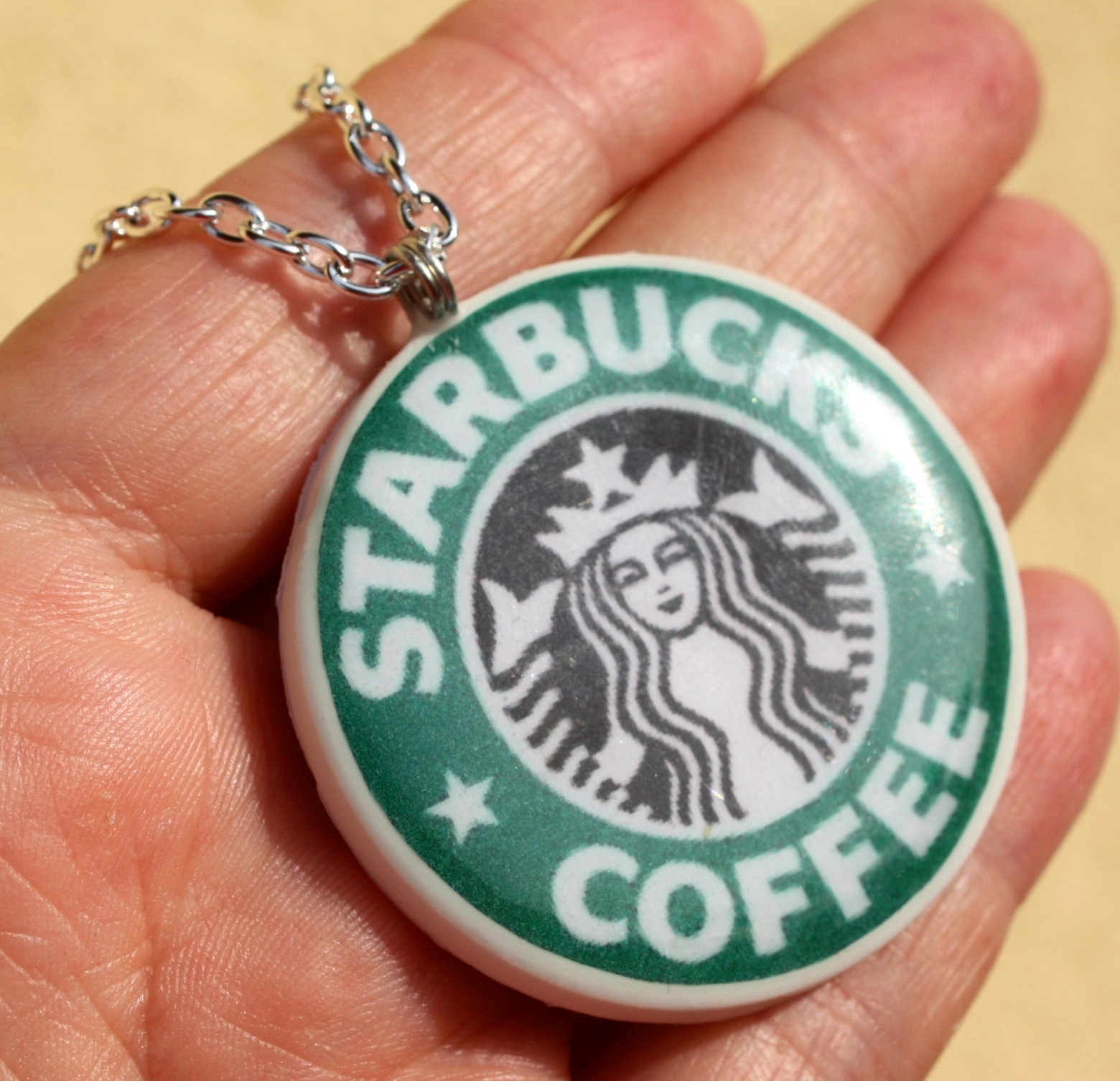 Starbucks coffee ... náhrdelník