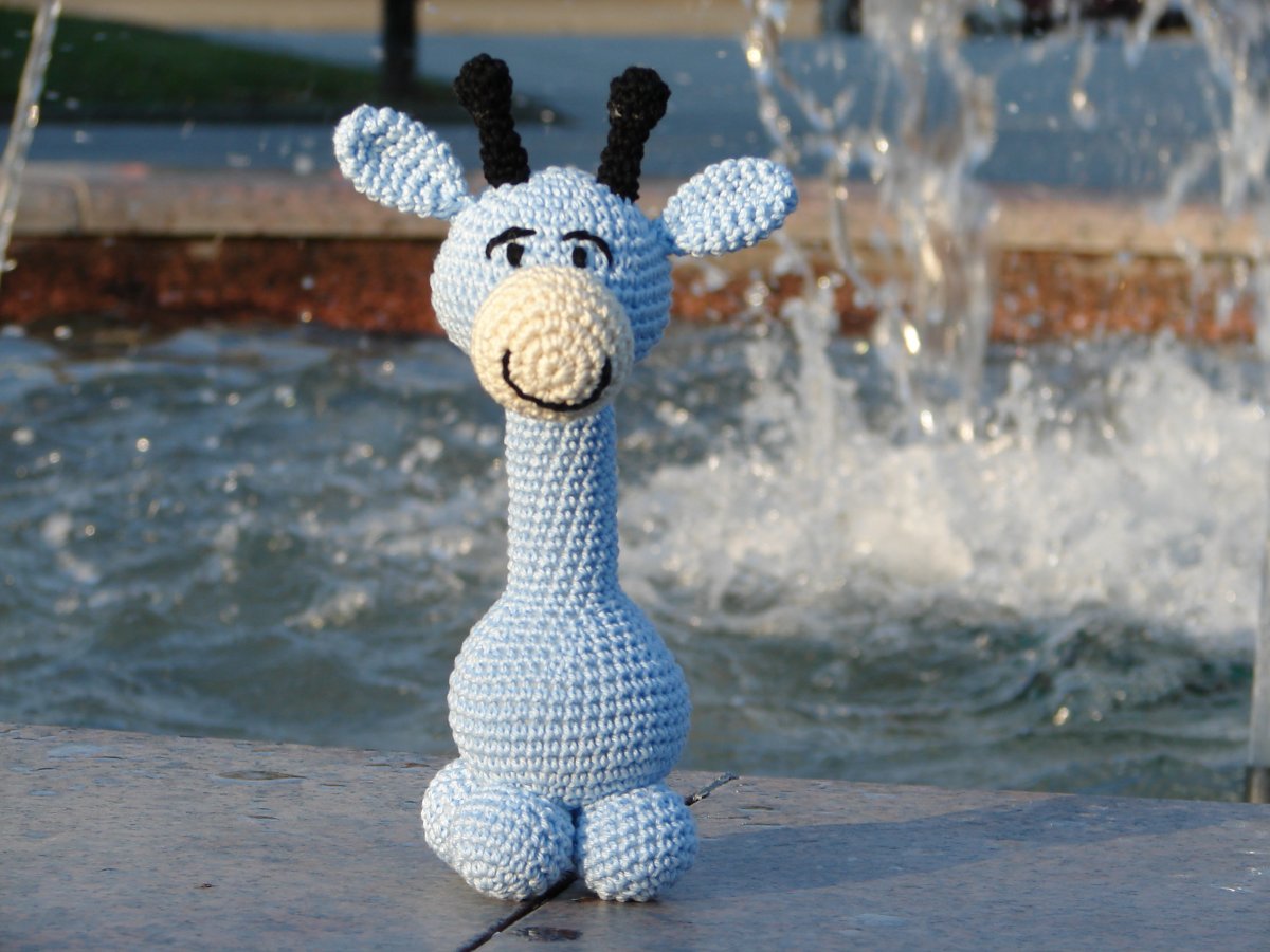 Žirafa Amálka modrá