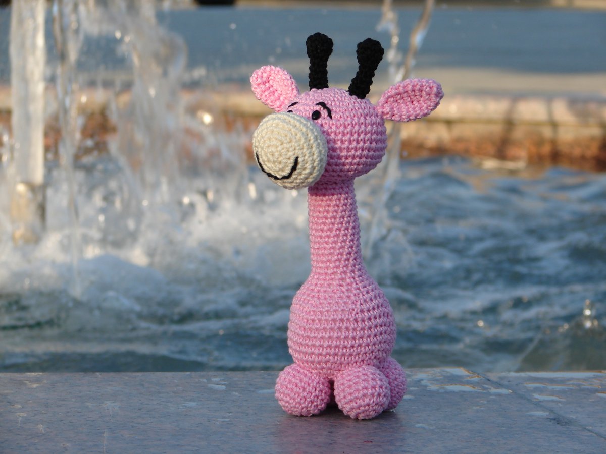 Žirafa Amálka růžová