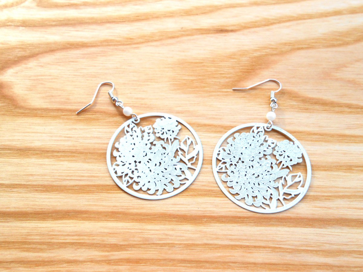 Náušnice krajkové kytičky (163-17)