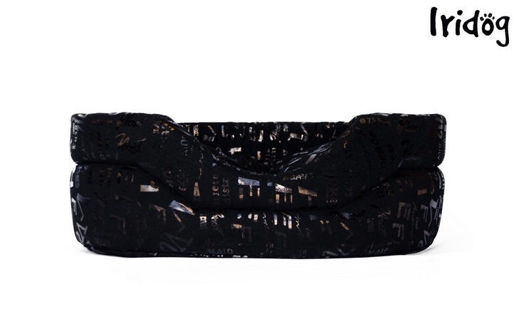 Pelíšek černý s písmenky č. 4