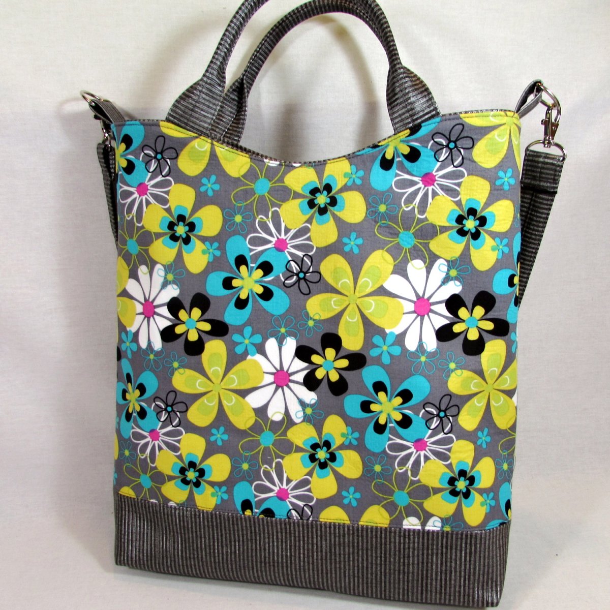 kabelka květinková