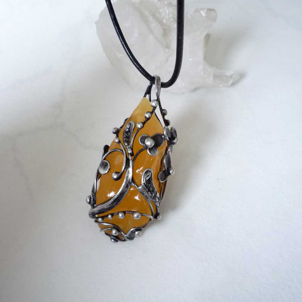 Kalcit surovina - oboustranný