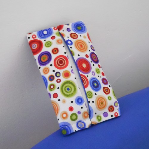 kapesníkovník barevné kruhy