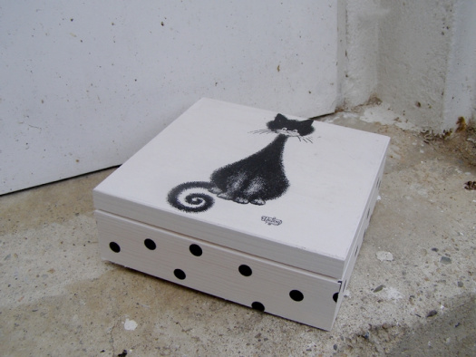 Dřevěná krabička - Kočka černobílá
