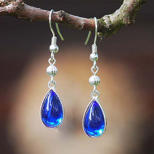 Tmavomodré slzičky