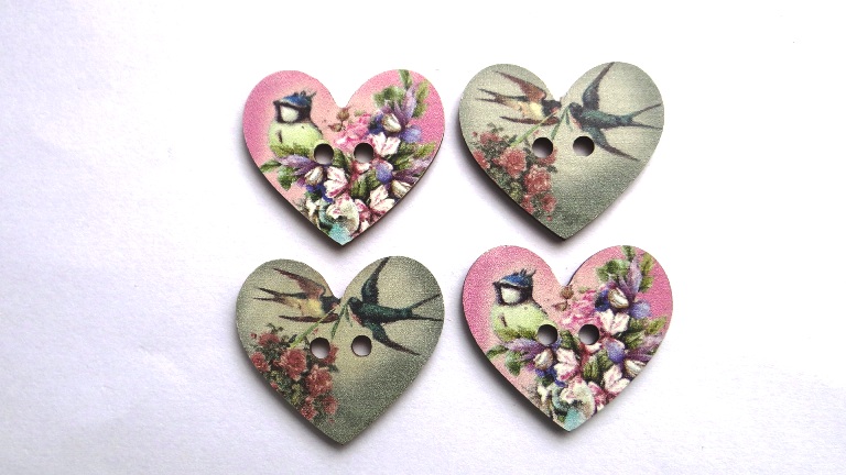 knoflík dřevěný srdce 4 3ks KND0032