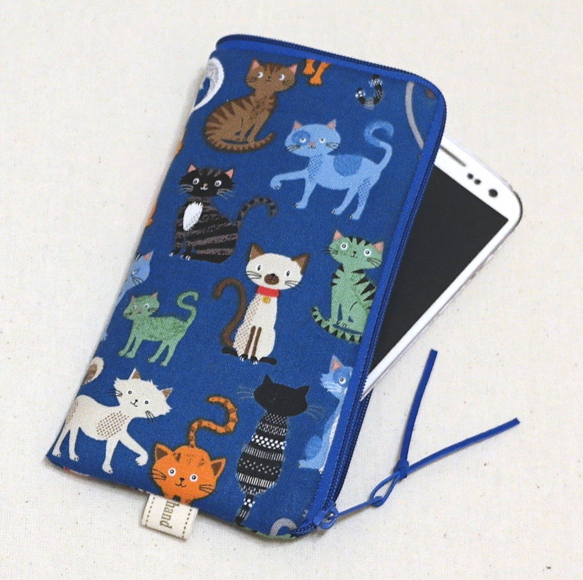 KOČKY NA MODRÉ - obal na mobil