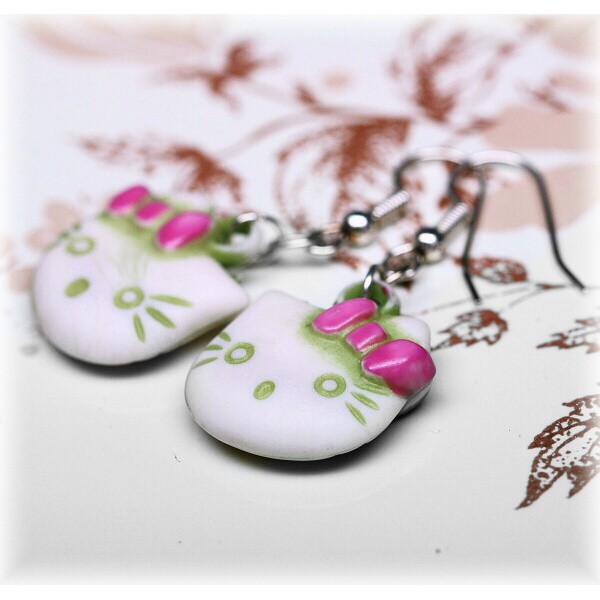 Kočky s mašličkou