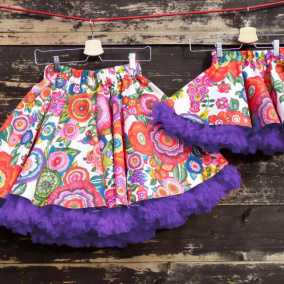 FuFu sukně pro maminku a dceru - květy s fialovou spodničkou