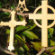 kříže gravírované, různé motivy