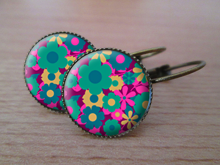 VINTAGE VISACÍ NÁUŠNICE - Kvítek za kvítkem