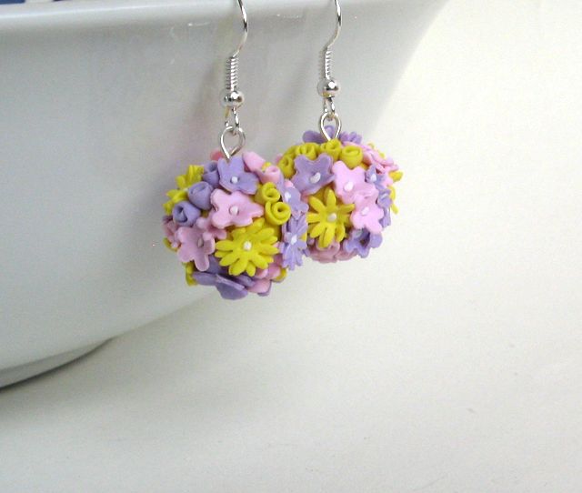 Květinové náušnice