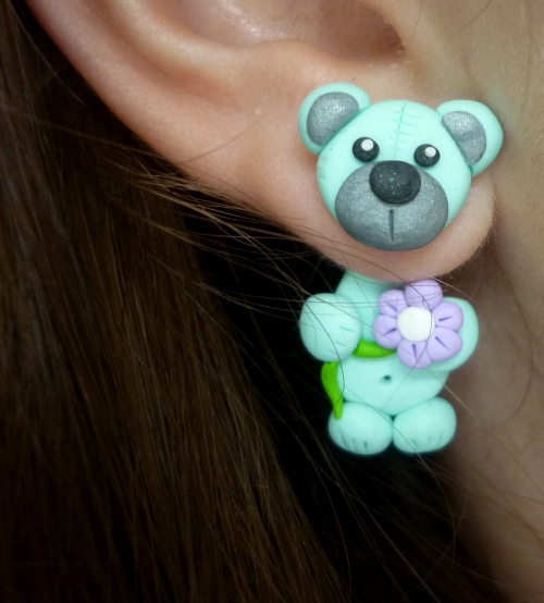 Medvídci - fimo náušnice skrz ucho