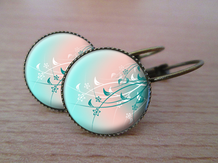 VINTAGE VISACÍ NÁUŠNICE - Letmý dotek