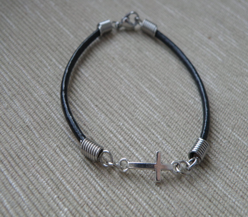 Náramek - Křížek