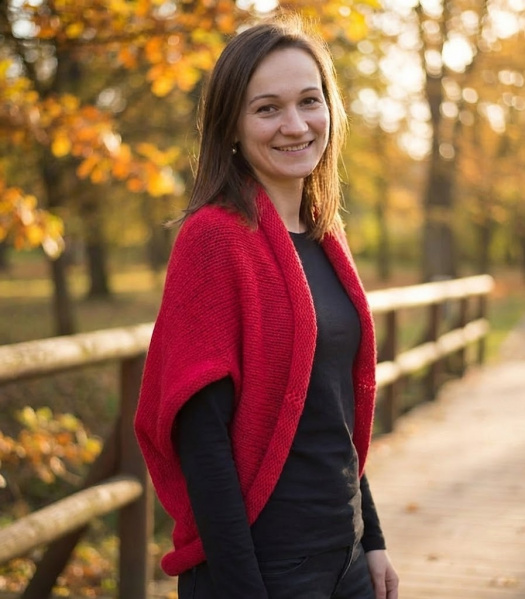 Pletená vesta - barva malinová