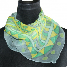 Malovaný hedvábný šátek: Ornament žluto-zelený
