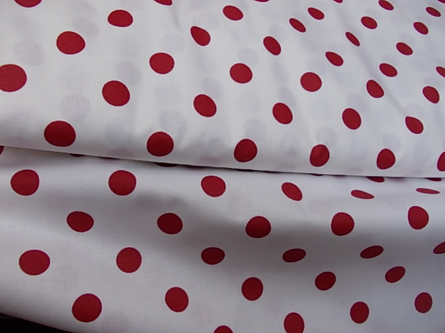 100 % BAVLNA - velký puntík