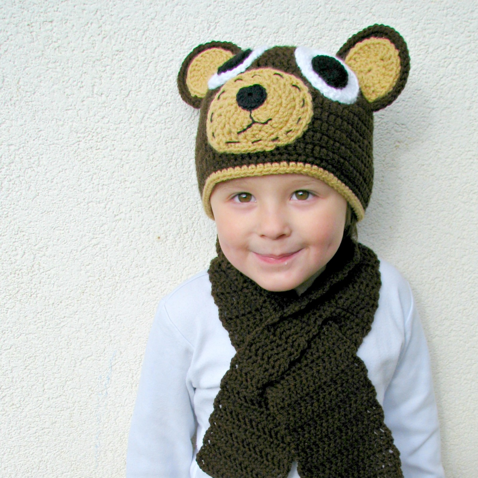 Čepice medvídek  a šála 