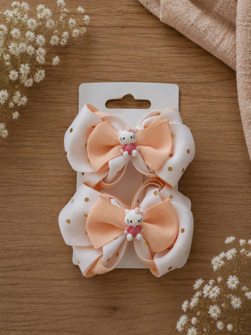 Meruňkové mašličky Hello Kitty